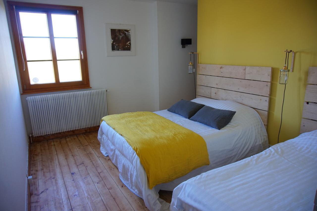 Auberge De La Perdrix Hauterive-la-Fresse 외부 사진