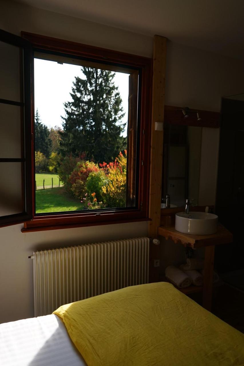Auberge De La Perdrix Hauterive-la-Fresse 외부 사진